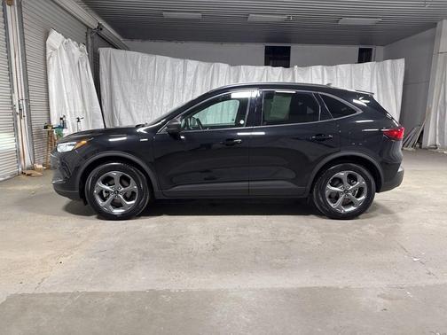 Black Metallic 2025 Ford Escape ST-Line