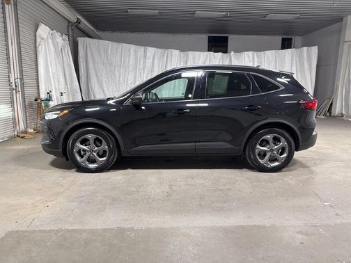 Black Metallic 2025 Ford Escape ST-Line