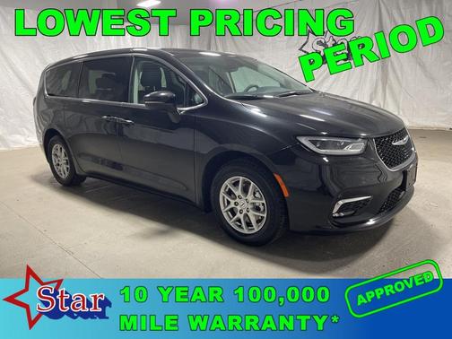 2023 Chrysler Pacifica Touring-L