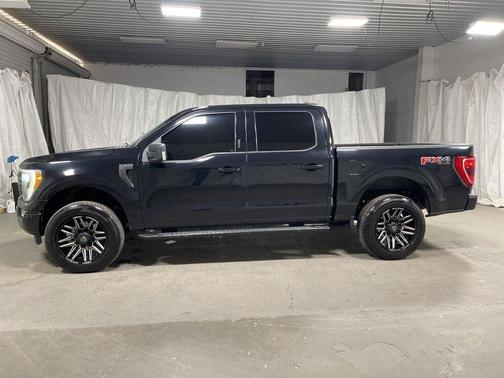 Agate Black Metallic 2021 Ford F-150 XLT