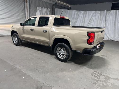 2024 Chevrolet Colorado WT