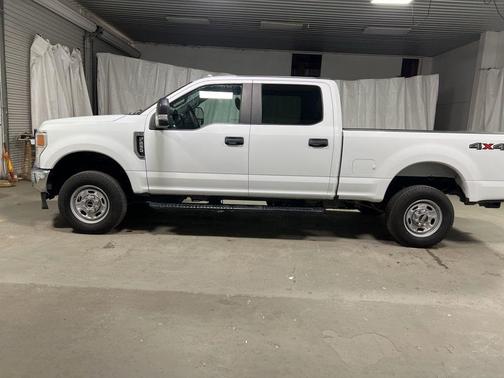 Oxford White 2022 Ford F-250 XL