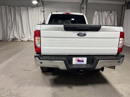 Oxford White 2022 Ford F-250 XL
