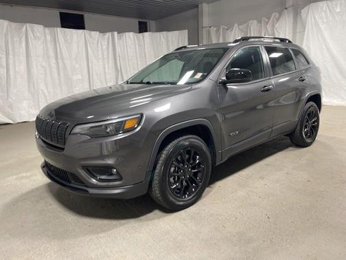 2023 Jeep Cherokee Altitude Lux