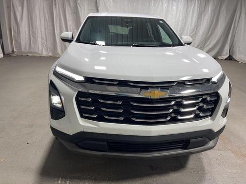 Summit White 2026 Chevrolet Equinox LT