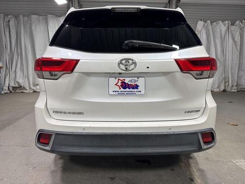 Blizzard Pearl 2018 Toyota Highlander Limited Platinum