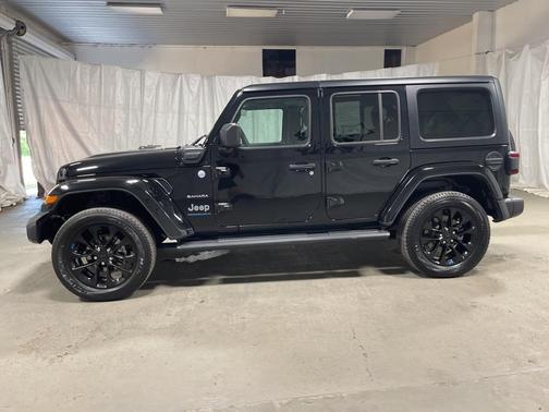2023 Jeep Wrangler 4xe Sahara