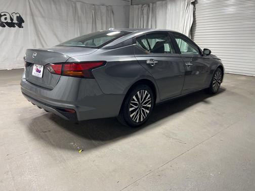 Gun Metallic 2025 Nissan Altima SV
