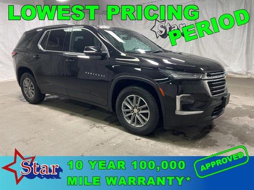 Black Metallic 2023 Chevrolet Traverse LT Cloth
