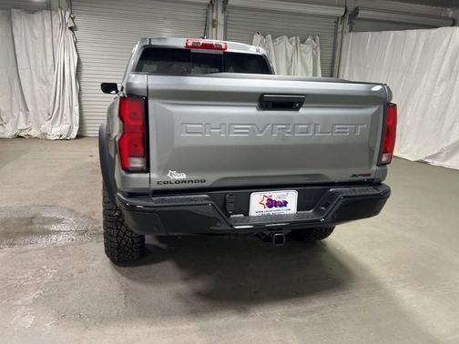 Sterling Gray Metallic 2026 Chevrolet Colorado ZR2