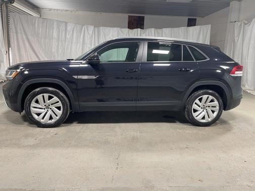 2023 Volkswagen Atlas Cross Sport 3.6L V6 SE w/Technology