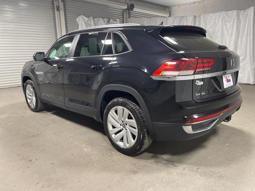 2023 Volkswagen Atlas Cross Sport 3.6L V6 SE w/Technology