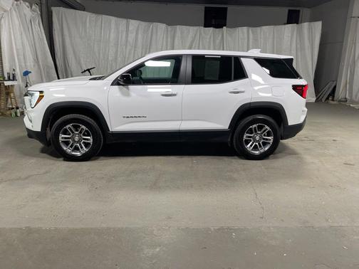 Summit White 2026 GMC Terrain Elevation