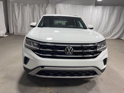 2022 Volkswagen Atlas Cross Sport 2.0T SE