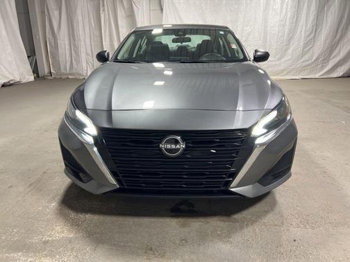 Gun Metallic 2024 Nissan Altima 2.5 SV
