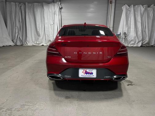2023 Genesis G70 3.3T