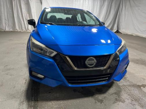 Electric Blue Metallic 2020 Nissan Versa 1.6 SR