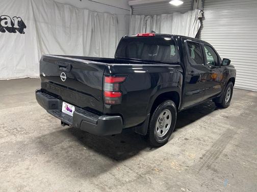 2023 Nissan Frontier S