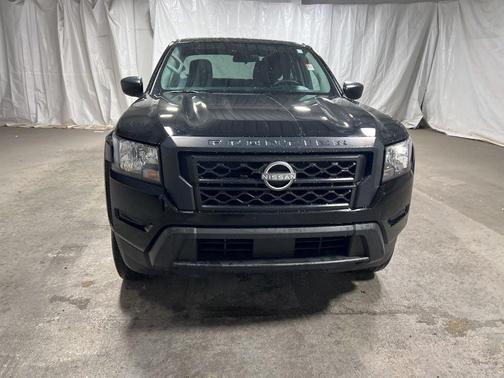 2023 Nissan Frontier S