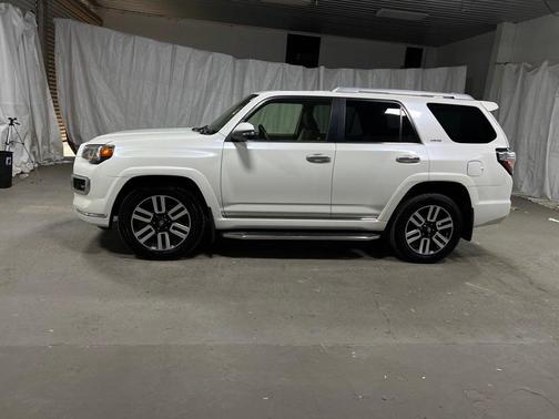 2020 Toyota 4Runner Limited