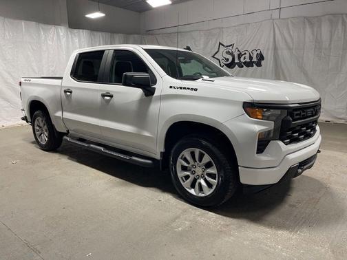 2025 Chevrolet Silverado 1500 Custom