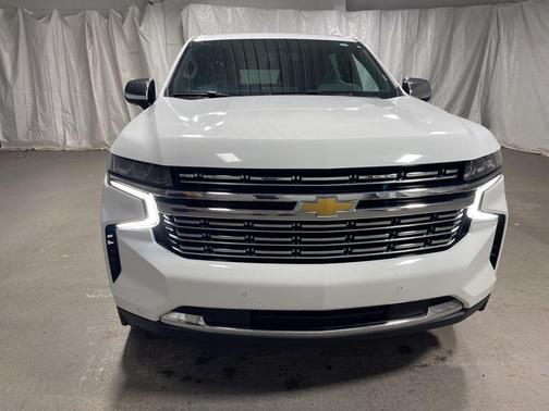 Summit White 2024 Chevrolet Suburban Premier