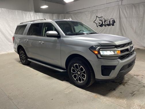 Silver Metallic 2023 Ford Expedition Max XLT