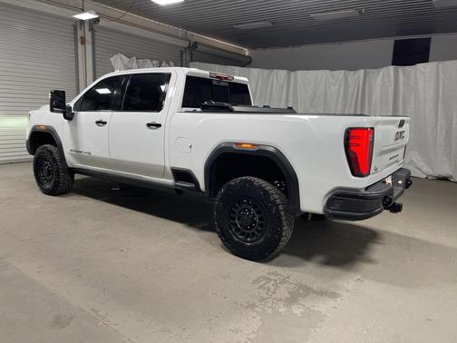 2024 GMC Sierra 2500 AT4X
