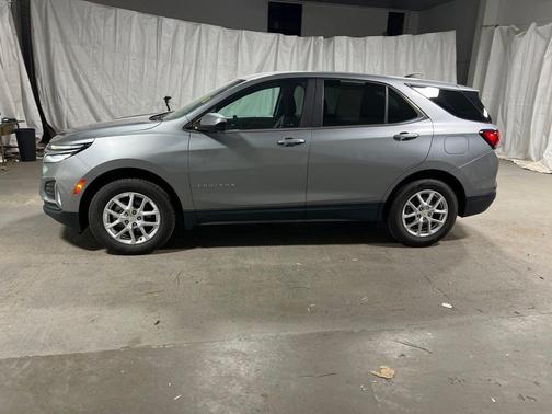 Sterling Gray Metallic 2024 Chevrolet Equinox LT