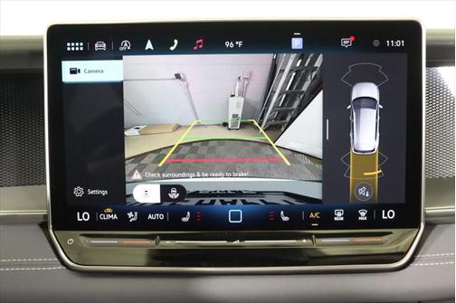 2025 Volkswagen Tiguan 2.0T SE 4MOTION