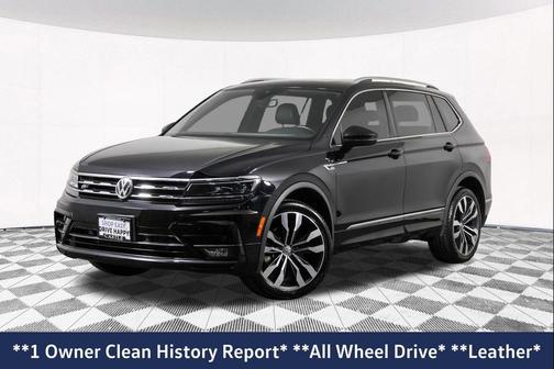 Deep Black Pearl 2021 Volkswagen Tiguan 2.0T SEL R-Line 4MOTION