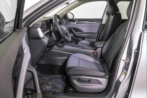 Pyrite Silver Metallic 2026 Volkswagen Tiguan 2.0T SE 4MOTION