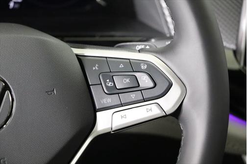 2025 Volkswagen Atlas Cross Sport 2.0T SEL Premium