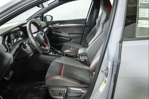 2025 Volkswagen Golf GTI 2.0T SE DSG