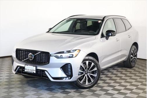 2024 Volvo XC60 B5 Plus Dark Theme