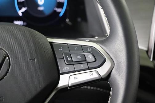 2024 Volkswagen Atlas Cross Sport 2.0T SE w/Technology 4MOTION