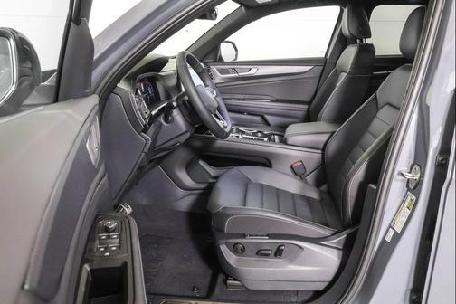 2026 Volkswagen Atlas Cross Sport 2.0T SEL