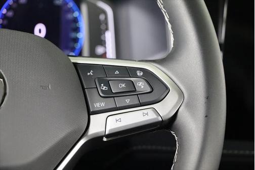 2025 Volkswagen Taos 1.5T SEL