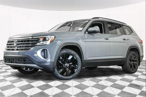 2026 Volkswagen Atlas 2.0T SE w/Technology 4MOTION