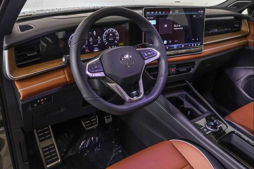 2026 Volkswagen Tiguan 2.0T SEL R-Line 4MOTION