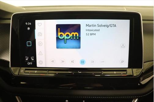 2025 Volkswagen Atlas Cross Sport 2.0T SEL Premium