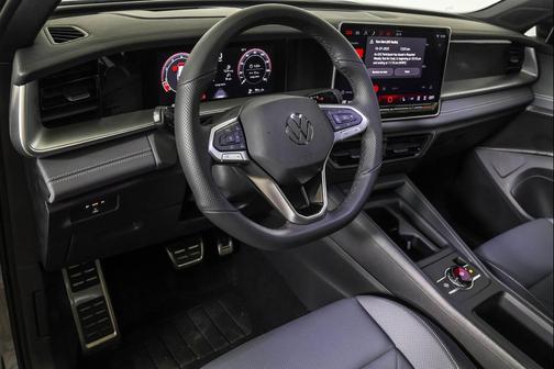 2026 Volkswagen Tiguan 2.0T SE R-Line Black 4MOTION