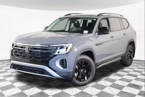 2025 Volkswagen Atlas 2.0T Peak Edition