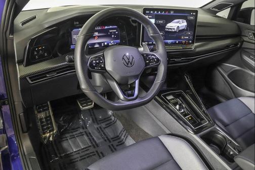 Lapiz Blue Metallic 2025 Volkswagen Golf R 2.0T DSG