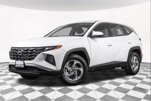 2023 Hyundai TUCSON SE