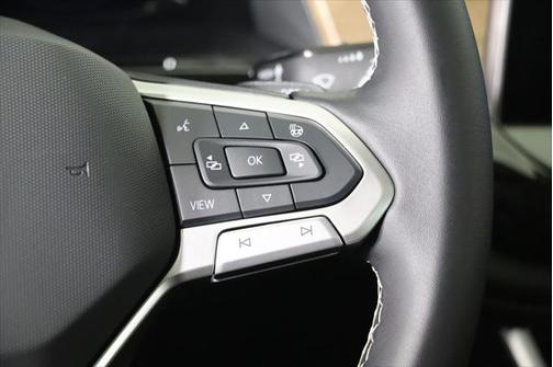 2025 Volkswagen Atlas 2.0T SE w/Technology 4MOTION