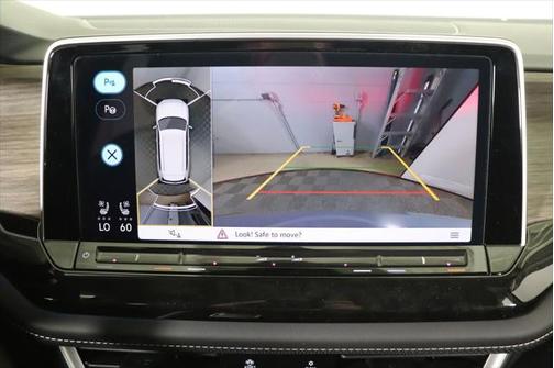2025 Volkswagen Atlas 2.0T SEL Premium R-Line 4MOTION