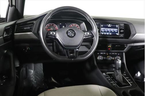 2021 Volkswagen Jetta 1.4T R-Line