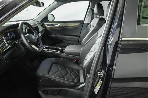 2026 Volkswagen Atlas 2.0T SE w/Technology 4MOTION
