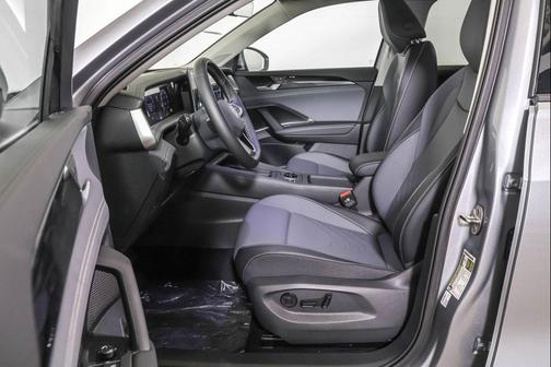 2025 Volkswagen Tiguan 2.0T SE 4MOTION